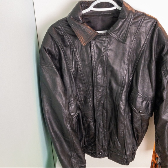 Vintage 80s/90s Black Leather Jacket Lined - Picture 2 of 8
